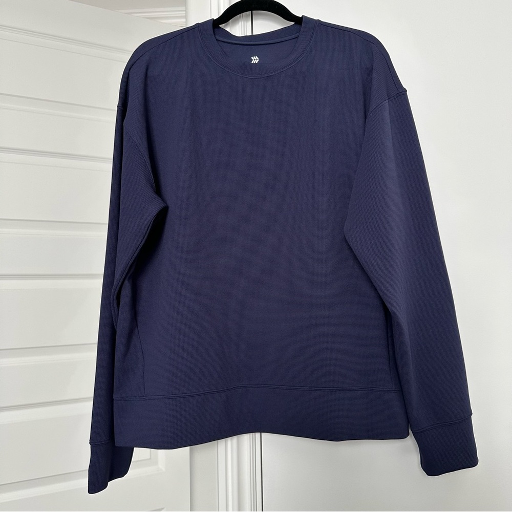 Target Men's All In Motion Deep Blue Crewneck Top Size Large